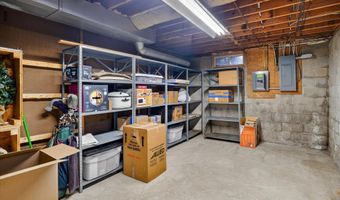 908 Cram Ln, Albion, MI 49224