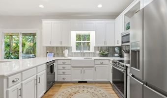 3201 Fox Terrace Dr, Apex, NC 27502