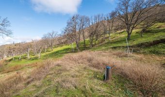 3727 Old Siskiyou Hwy, Ashland, OR 97520