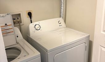5924 FOUNDERS HILL Dr 302, Alexandria, VA 22310