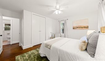 2220 Arnold Dr, Charlotte, NC 28205