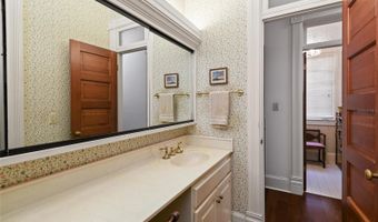 1233 GOLDEN Ln, Orlando, FL 32804