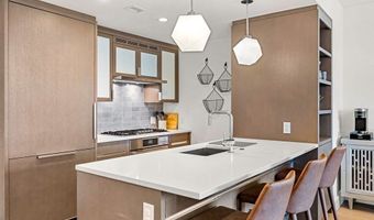 100 Lovejoy Wharf 3G, Boston, MA 02205