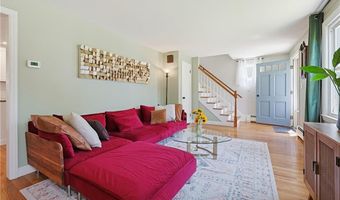 100 Hope St, East Providence, RI 02916