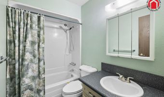 900 Bretton Dr, Casper, WY 82609