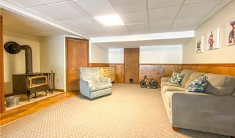 162 Alpine St, Aliquippa, PA 15001