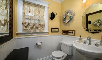 132 Coral St, Beach Haven, NJ 08008