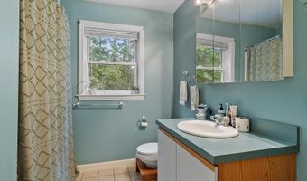 317 Old Concord Tpke 1, Barrington, NH 03825