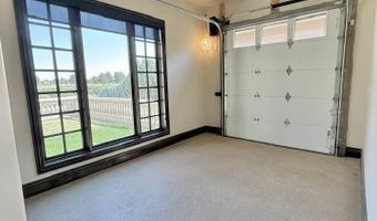 2116 Westridge Rd, Carlsbad, NM 88220