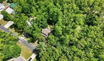 15129 Locust Grove Dr, Argentine, MI 48418