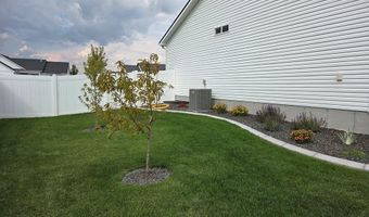 3692 Hidden Valley Dr, Ammon, ID 83406