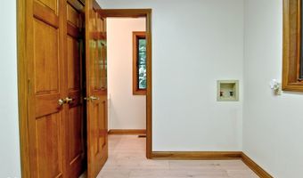 1250 Bur Oak Ct, Avon, IN 46123