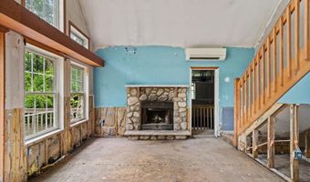 15 Shakespeare Dr, Albrightsville, PA 18210
