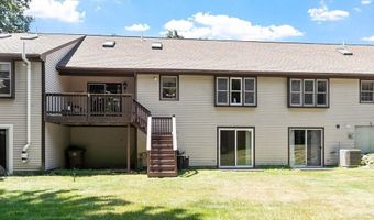 35 Chandler Dr 35, Atkinson, NH 03811
