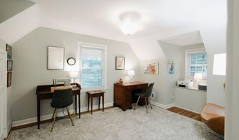 515 8th St, Ames, IA 50010