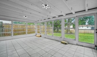3255 Winding Creek Dr, Columbus, OH 43223