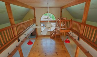 106 Jenkins Rd, Bedford, NH 03110