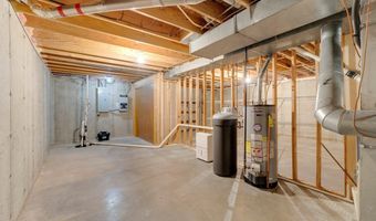 1102 Cabriolet Blvd, Auburn, IN 46706