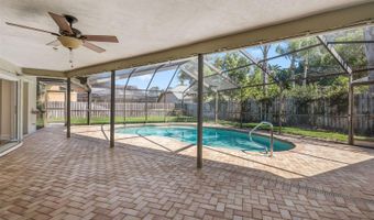 2630 MEADOW WOOD Dr, Clearwater, FL 33761
