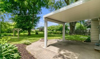 1210 Acewood Blvd, Madison, WI 53716