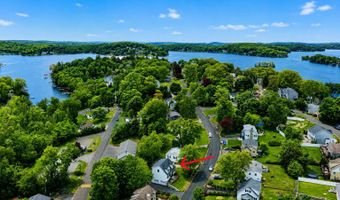 15 Berkshire Dr, Brookfield, CT 06804