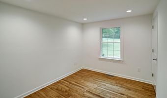 1038 SMITH Rd, Afton, VA 22920