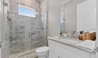 638 MANNS HARBOR Dr, Apollo Beach, FL 33572
