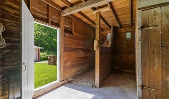 10 Liberty Rd, Exeter, RI 02822
