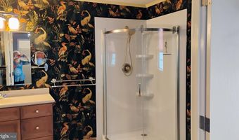 518 WEAVER Dr 518, Dover, DE 19901