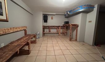 135 W Chrystal St, Andover, NJ 07801