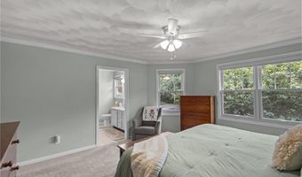 4 Hunters Run, North Providence, RI 02904