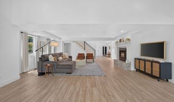 1979 S CAVE HOLLOW Way, Bountiful, UT 84010