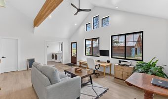 800 N Main St, Cascade, ID 83611