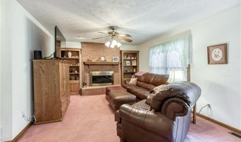 558 Auburn Rd, Auburn, GA 30011