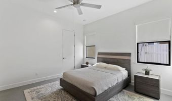 1137 GUERNSEY St, Orlando, FL 32804