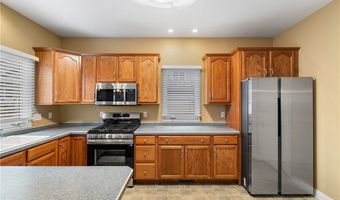 3285 Grey Village Dr, Akron, OH 44319