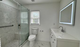 2015 WEYMOUTH Dr, Albany, GA 31721