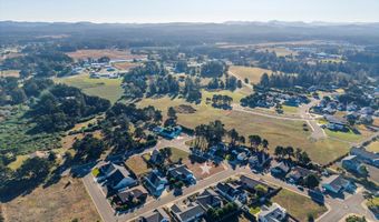 2688 Cascara Ave 800, Bandon, OR 97411