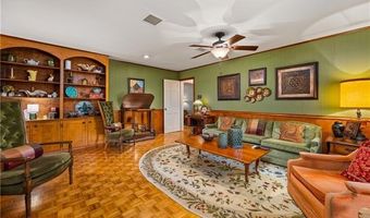 403 SWEETBRIAR Dr, Alexandria, LA 71303