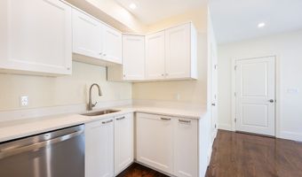 2-4 Brechin Ter, Andover, MA 01810