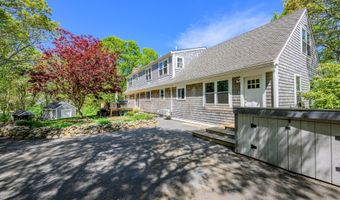 284 Bragg's Ln, Barnstable, MA 02630