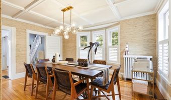 10 Wolcott Ave, Andover, MA 01810
