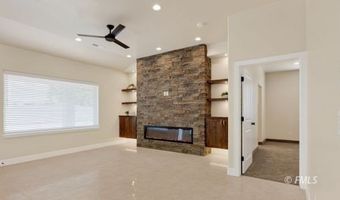 275 S Barlow St, Colorado City, AZ 86021