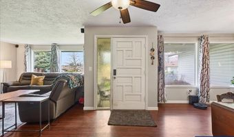 990 Hazel St, Aumsville, OR 97325