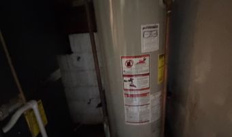 9831 SINGLETON Dr, Bethesda, MD 20817