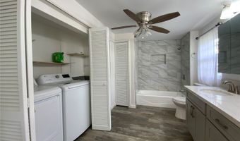 1250 Ulupuni St, Kailua, HI 96734