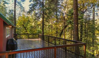 2534 Middle Dr, Arnold, CA 95223