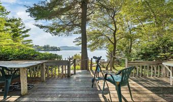 120 Big Barndoor Is, Alton, NH 03810