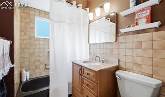 418 Linda Vista Dr, Fountain, CO 80817