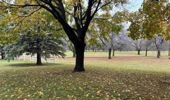 107 Golf Course Dr, Armstrong, IA 50514